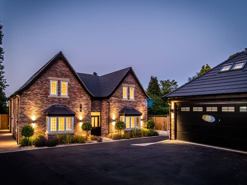 new-home-garage-bramcote-swan-homes